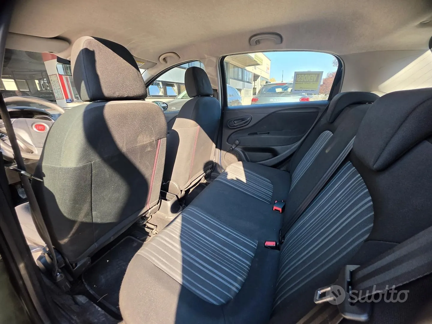 Fiat Punto 2011 photo 3