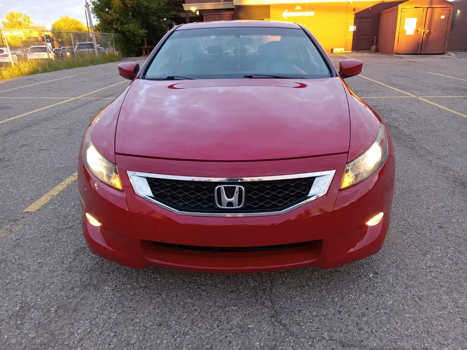 Honda Accord 2010 photo 2