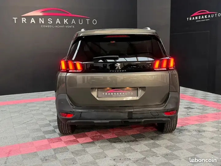 Peugeot 5008 2020 photo 4