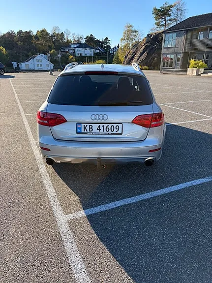 Audi A4 Allroad 2010 photo 3