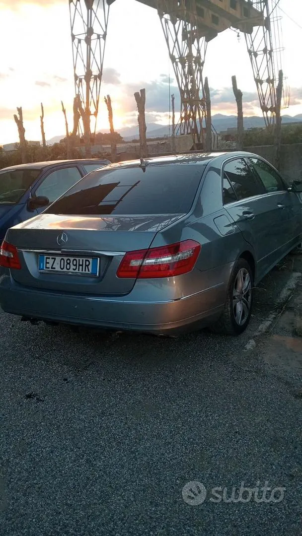 Mercedes-Benz E200 2015 photo 5