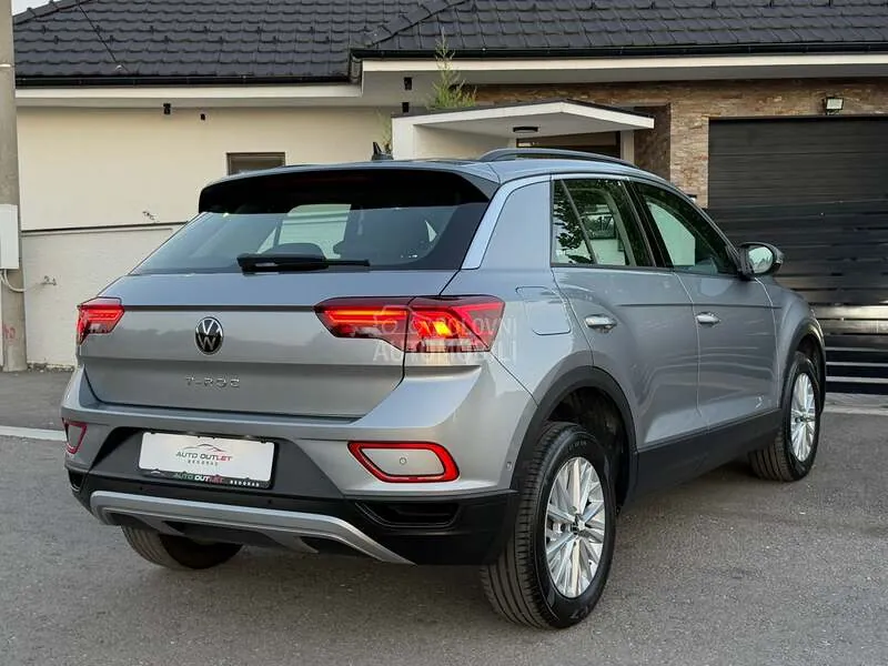 Volkswagen T-Roc 2023 photo 5
