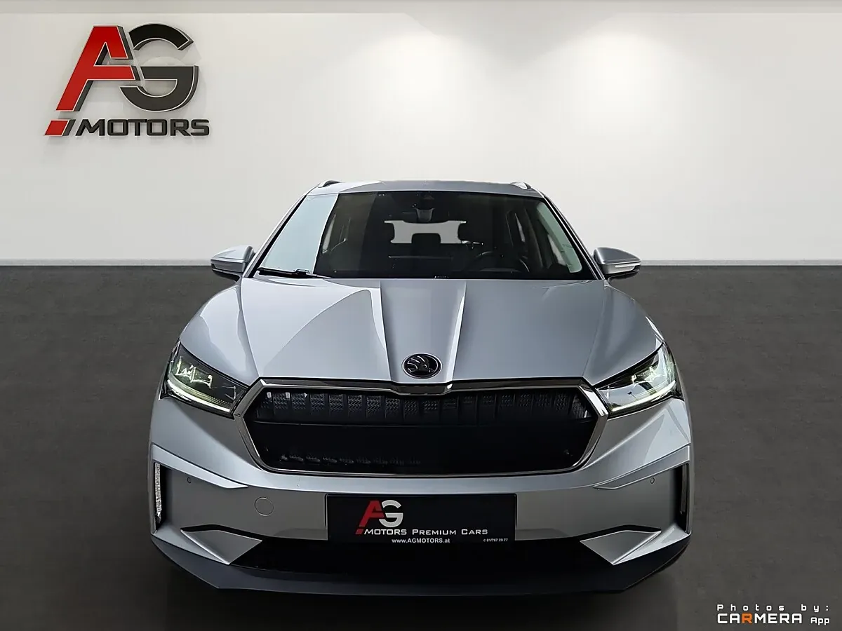 Skoda Enyaq 2023 photo 3