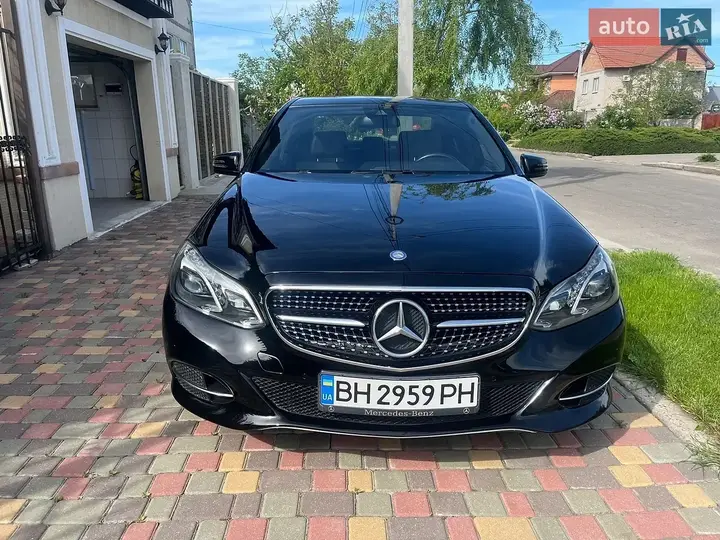 Mercedes-Benz E-Class 2014 photo 3