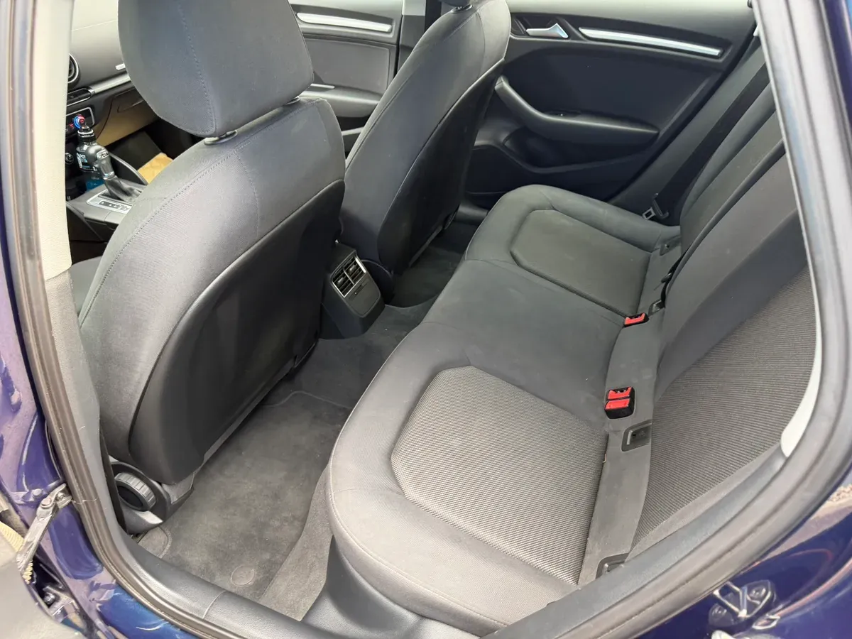 Audi A3 2017 photo 3