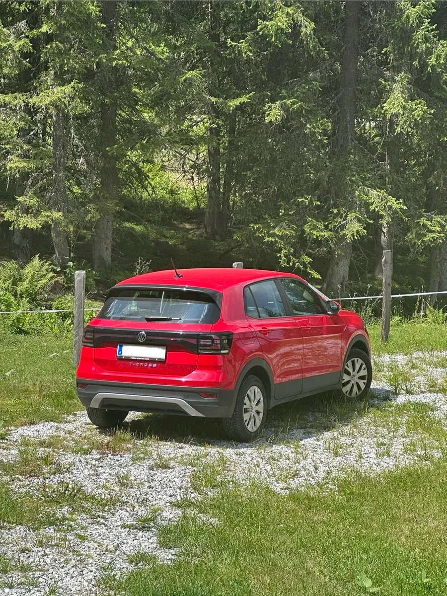 Volkswagen T-Cross 2021 photo 2