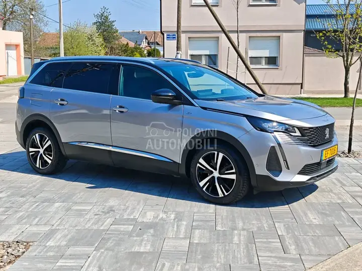 Peugeot 5008 2021 photo 2