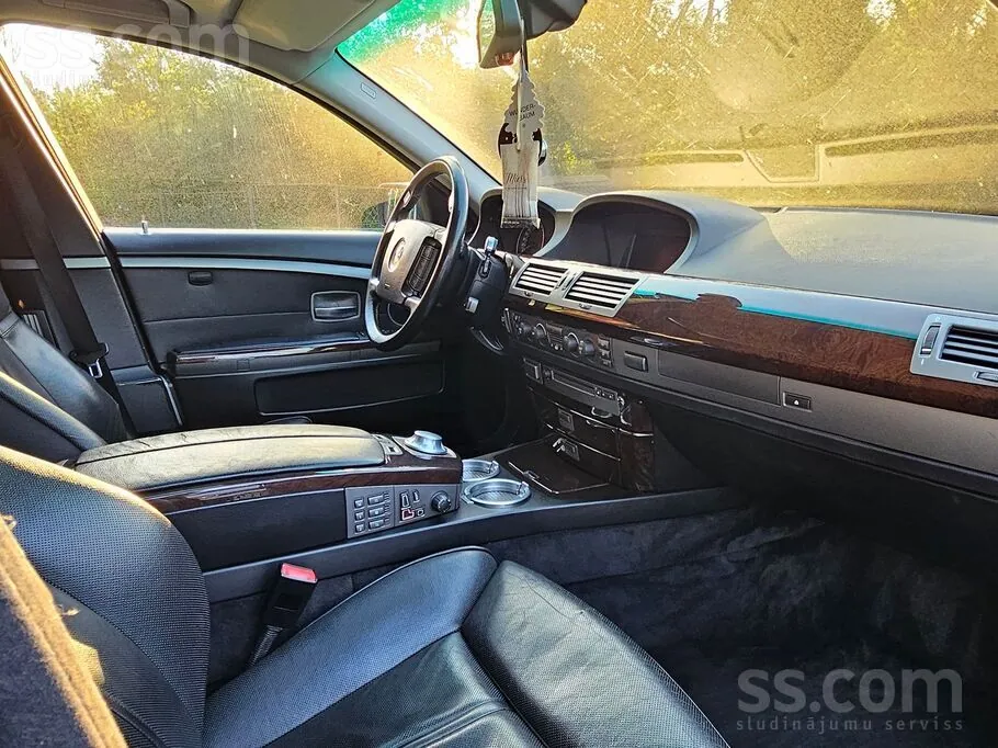 BMW 745I 2002 photo 4