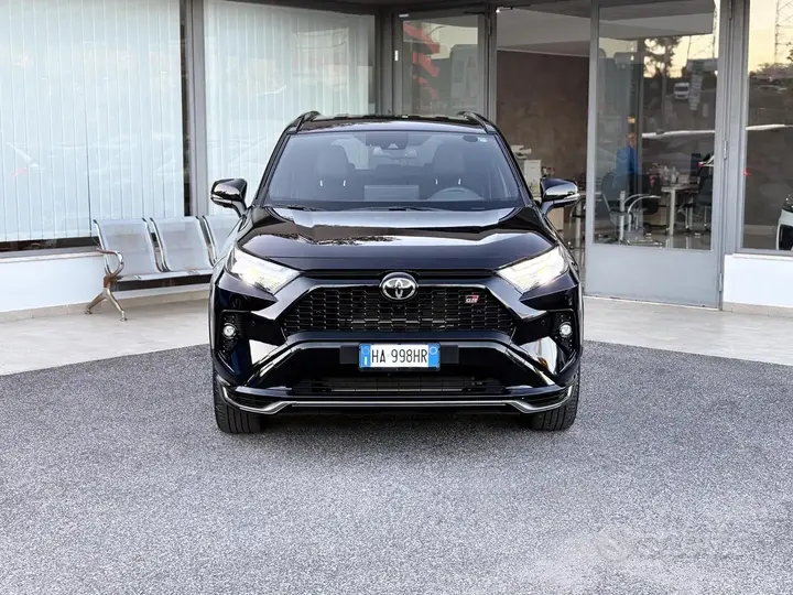 Toyota Rav4 2025 photo 2