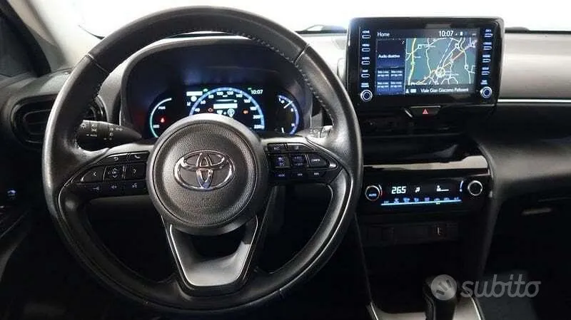 Toyota Yaris Cross 2023 photo 4