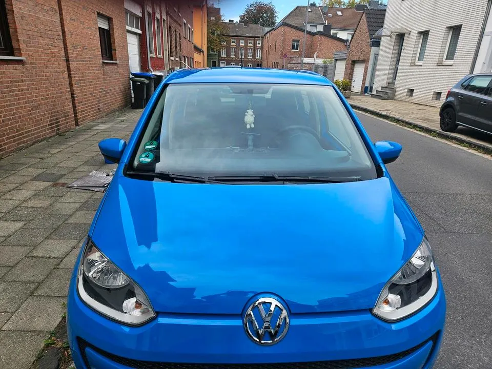 Volkswagen Up
