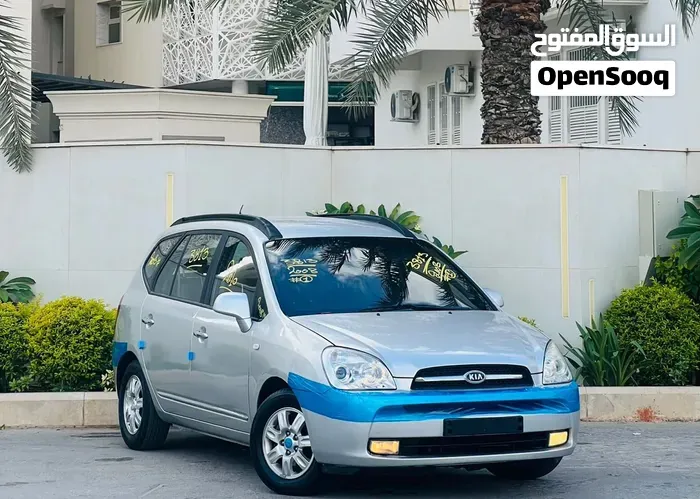 Kia Carens 2009 photo 2