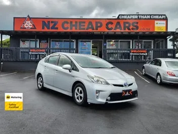 Toyota Prius 2013 photo 2