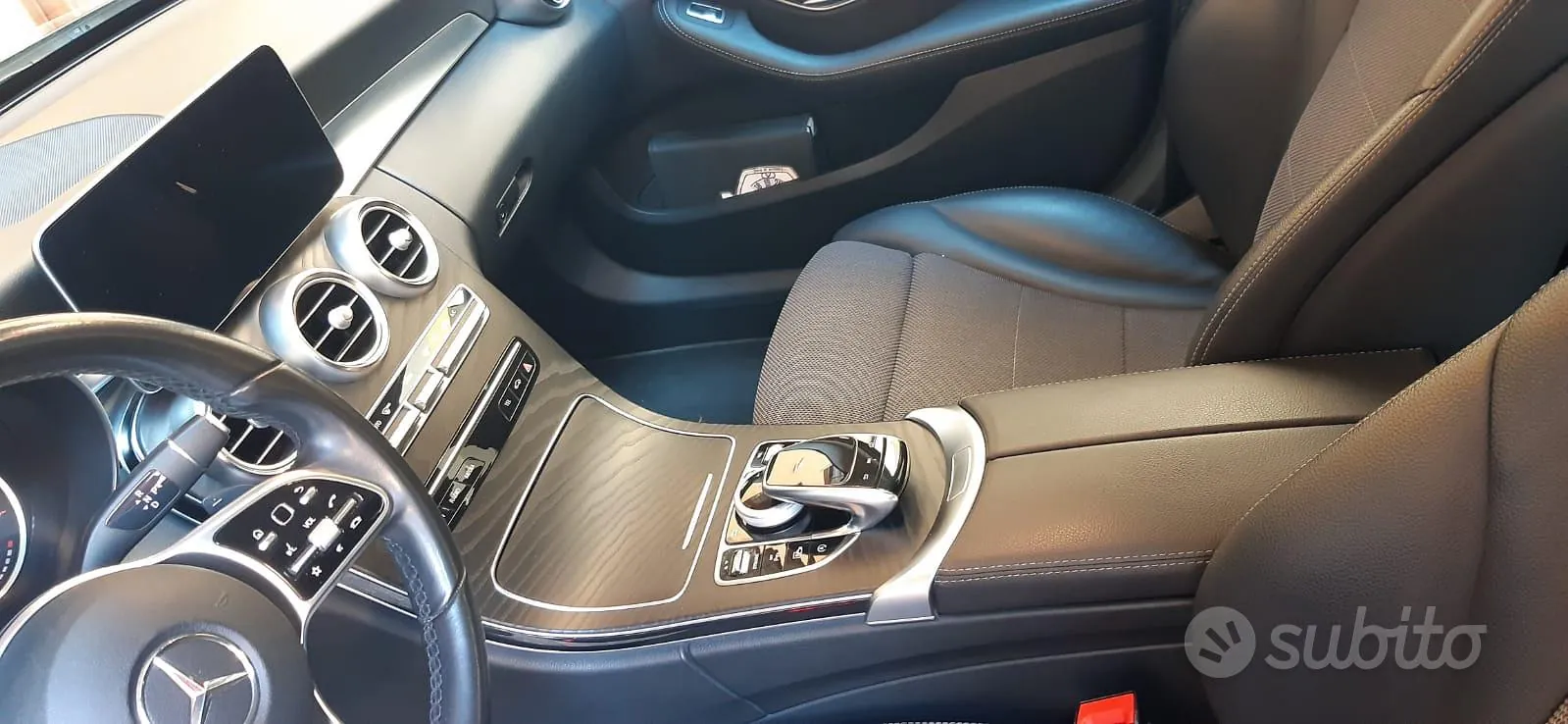 Mercedes-Benz C-Class 2020 photo 3