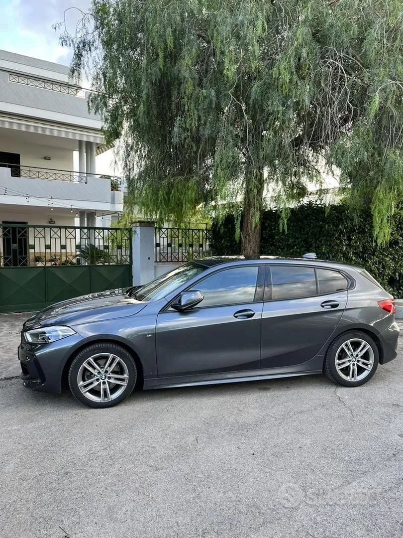 BMW 118D M Sport 2021 photo 2