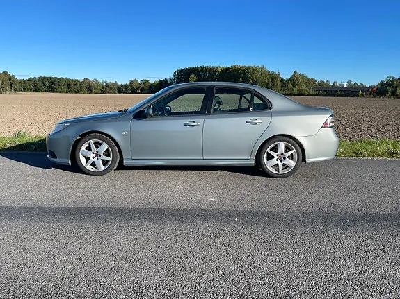 Saab 9-3 2009 photo 4