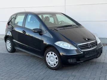 Mercedes-Benz A180
