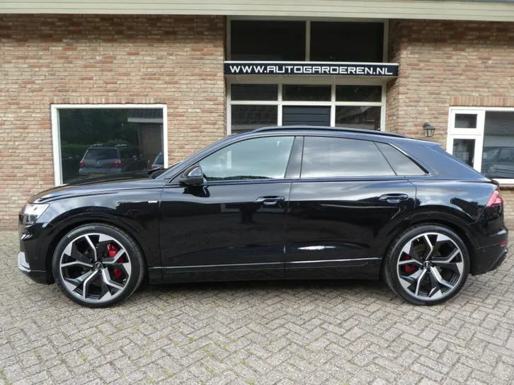 Audi Q8 2018 photo 2