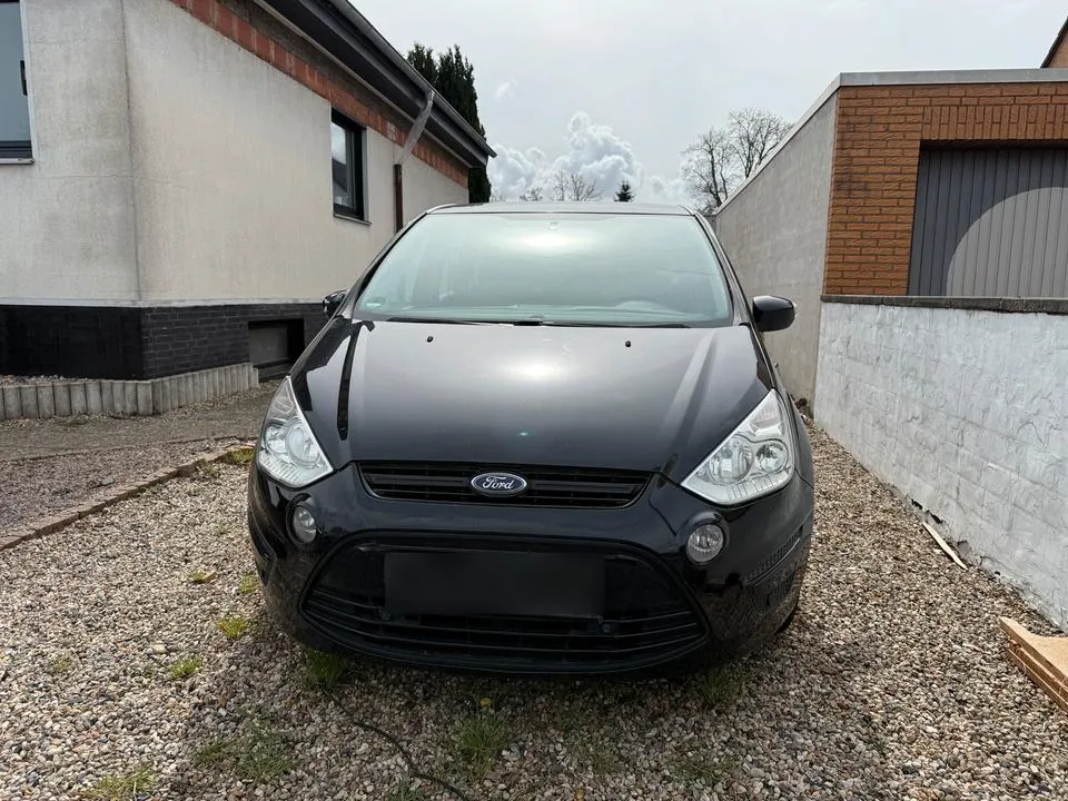 Ford S-Max