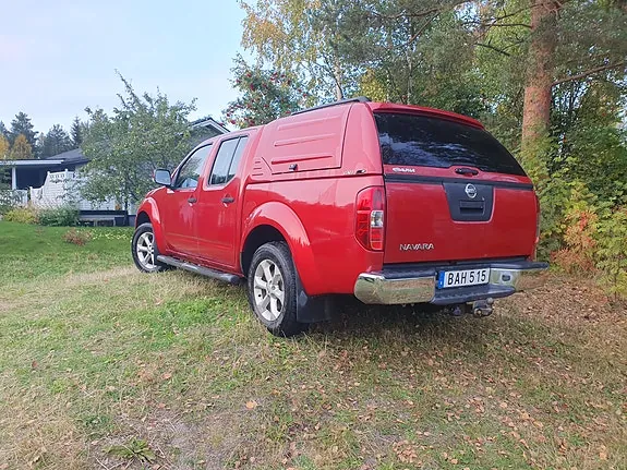 Nissan Navara 2012 photo 3