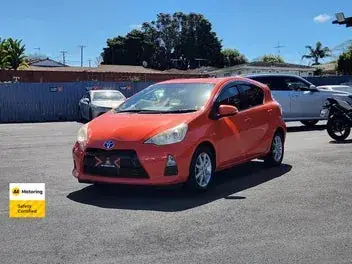 Toyota Aqua 2012 photo 4