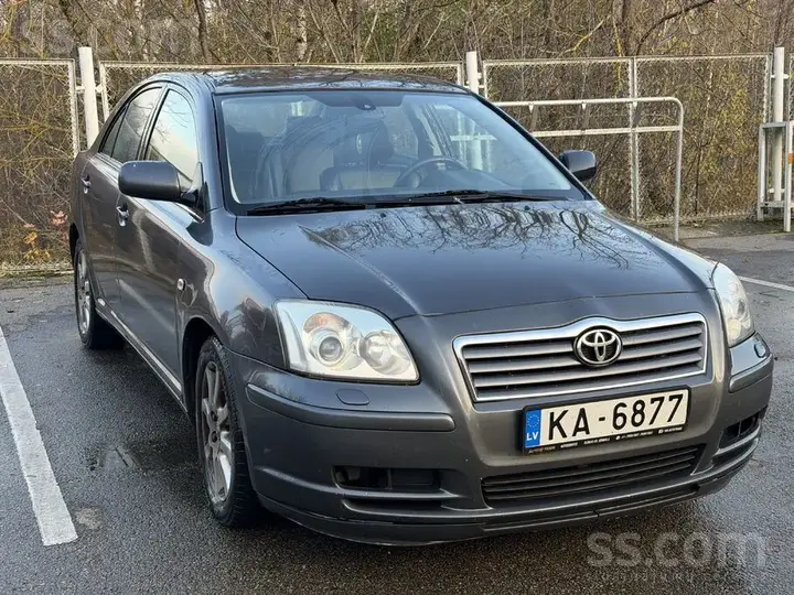Toyota Avensis 2005 photo 3
