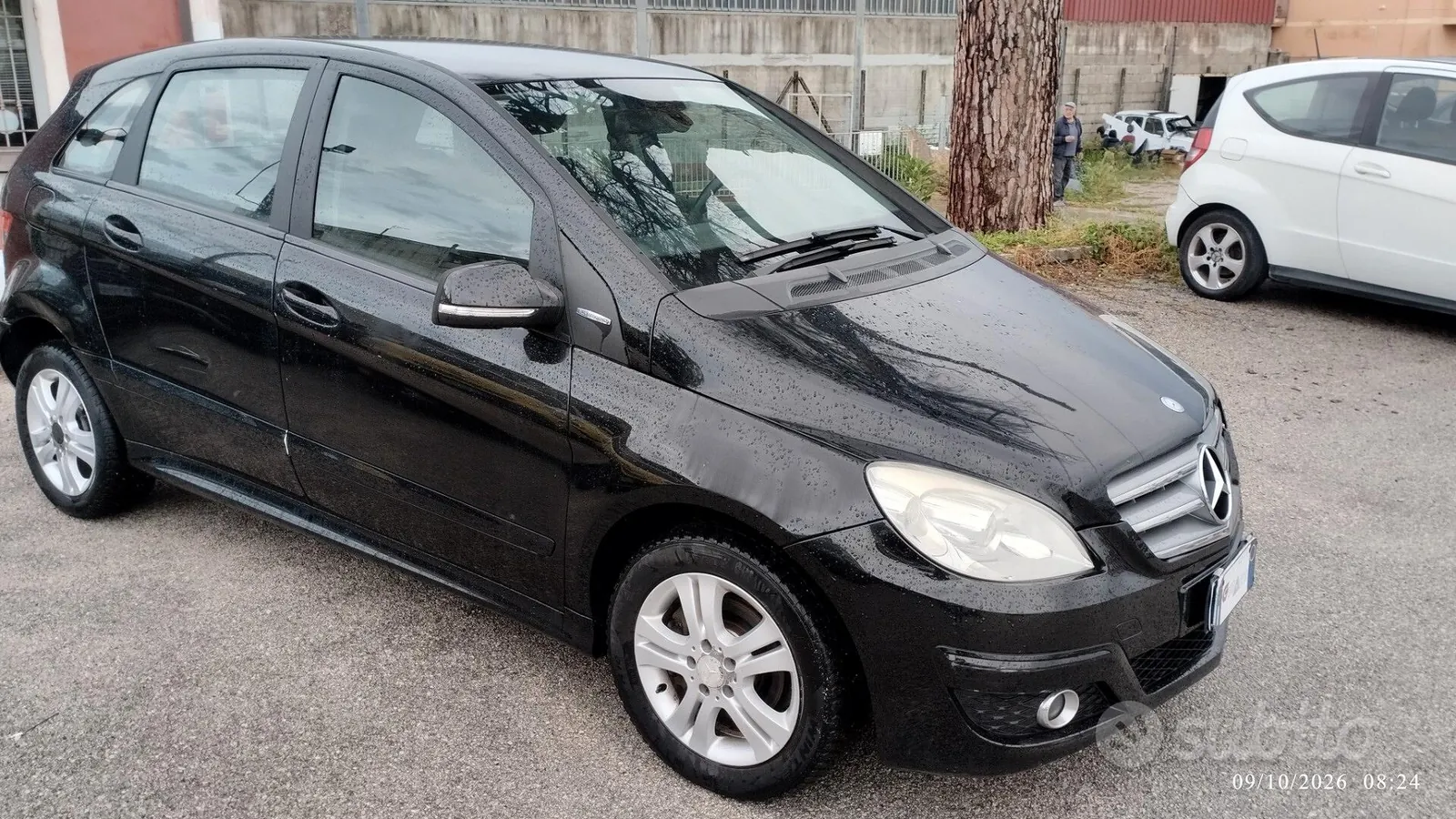 Mercedes-Benz B 180 Ngt 2009 photo 2