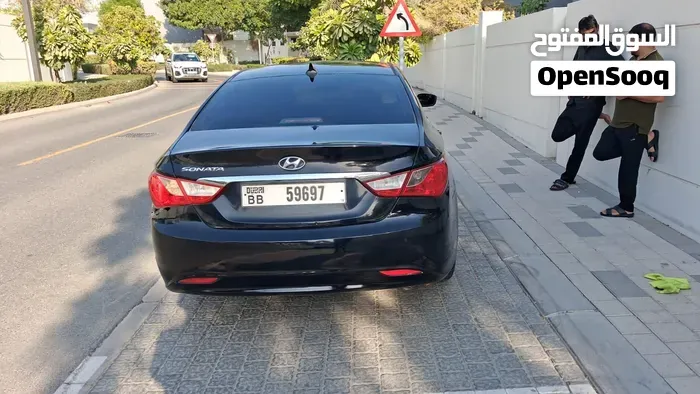 Hyundai Sonata 2011 photo 2