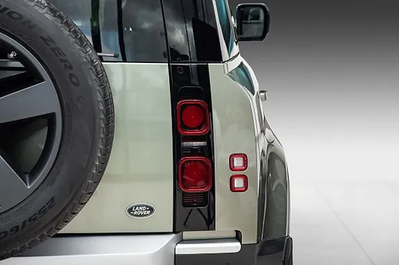 Land Rover Defender 2020 photo 4