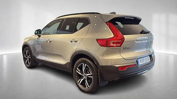 Volvo Xc40 2025 photo 2