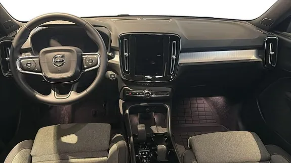 Volvo Xc40 2025 photo 5