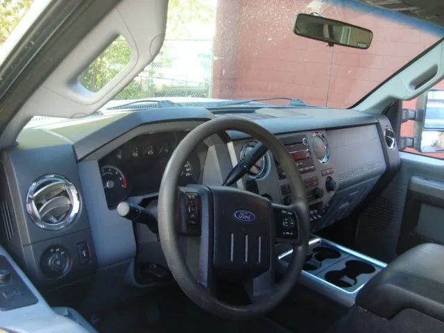 Ford Super Duty F-250 2012 photo 5