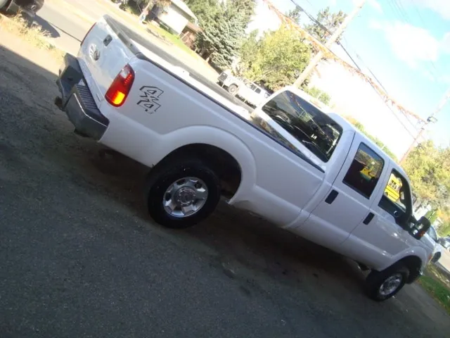 Ford Super Duty F-250 2012 photo 3