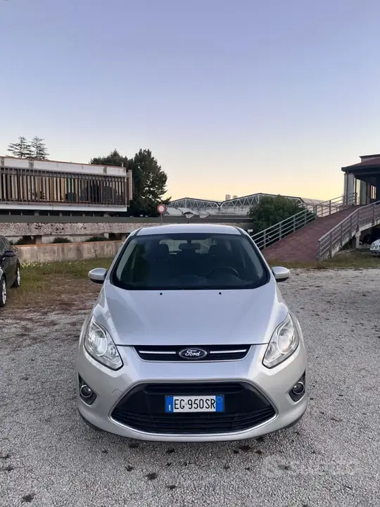 Ford C-Max 2011 photo 3
