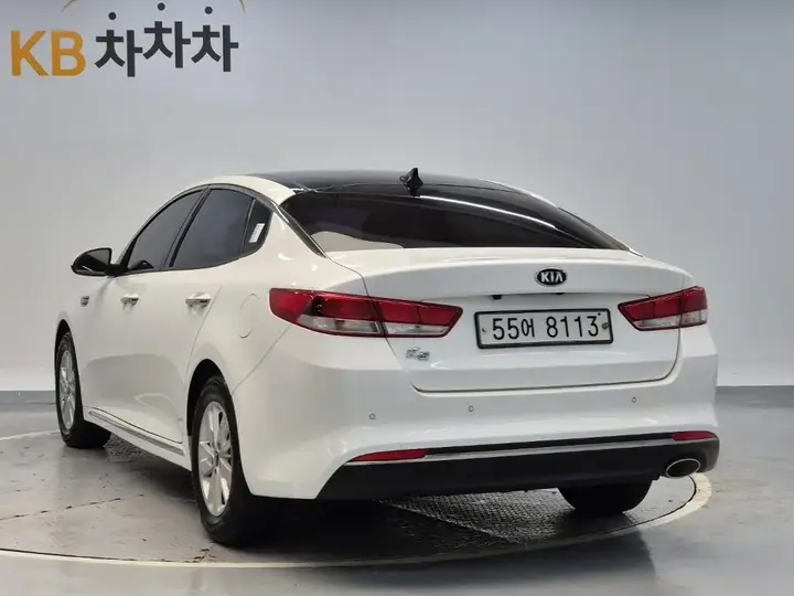 Kia K5 2017 photo 2