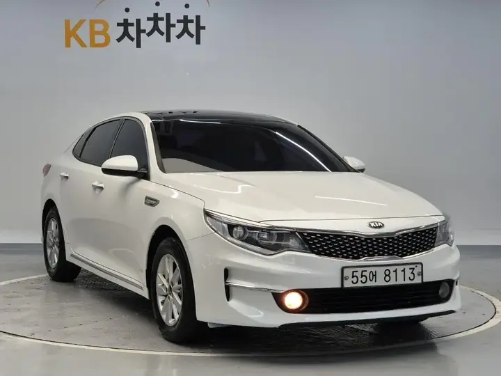 Kia K5 2017 photo 4