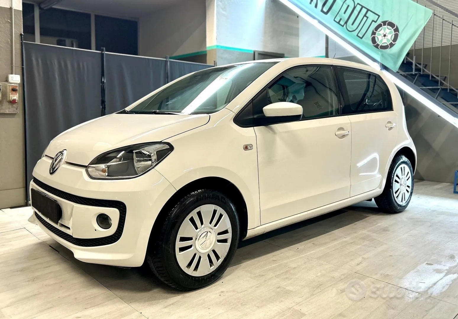 Volkswagen Up 2014 photo 5