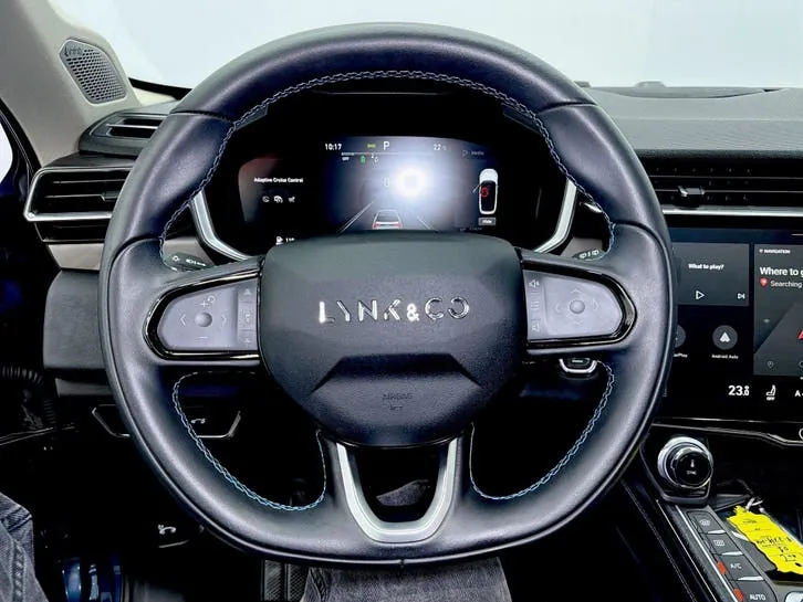 Lynk & Co 01 2022 photo 2
