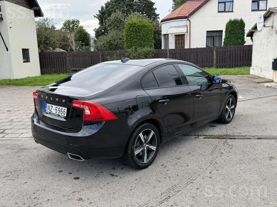 Volvo S60 2017 photo 3