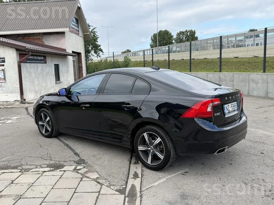 Volvo S60 2017 photo 5