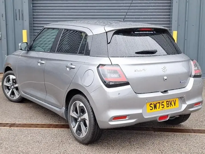 Suzuki Swift 2026 photo 2