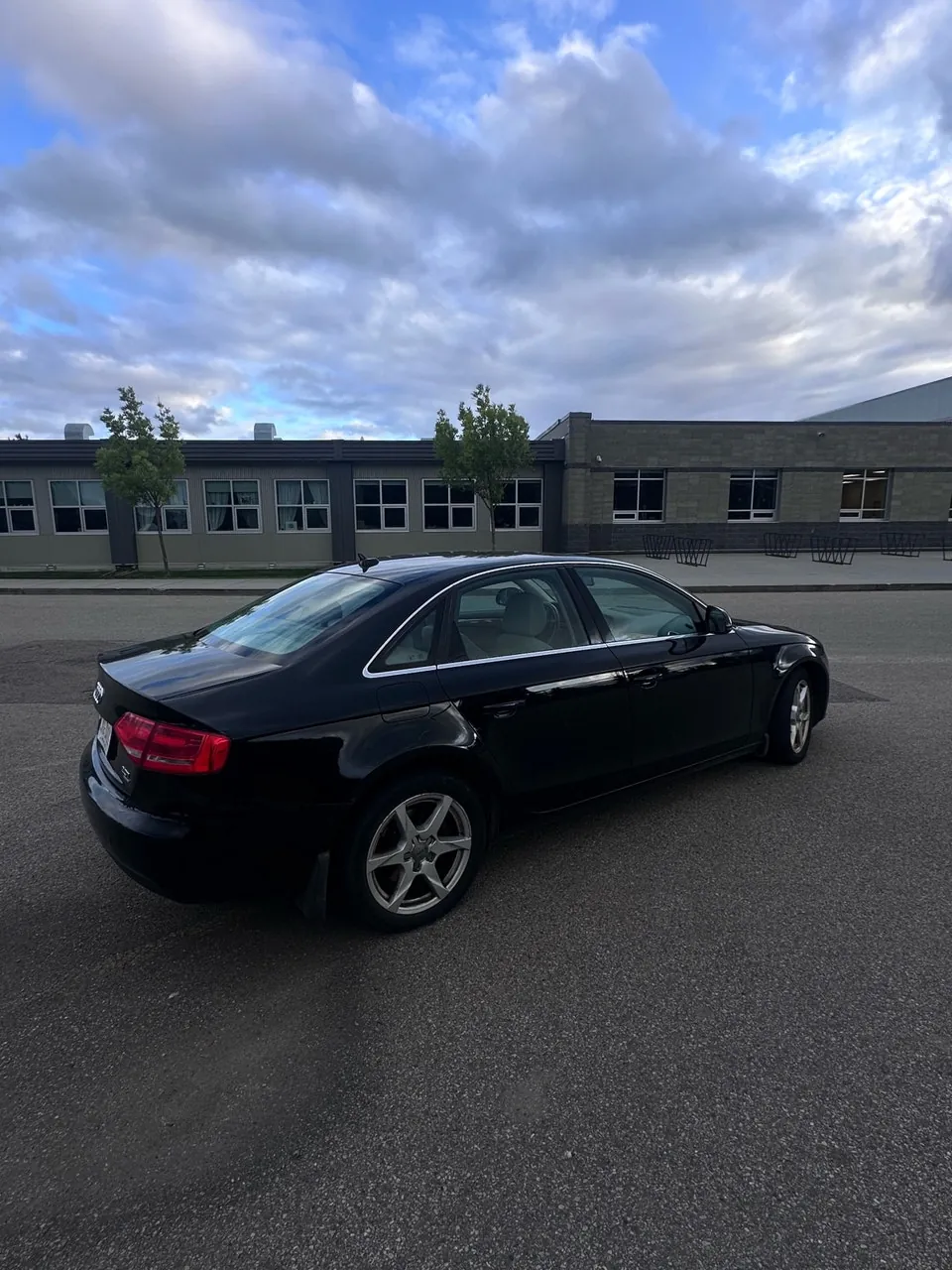 Audi A4 2009 photo 3