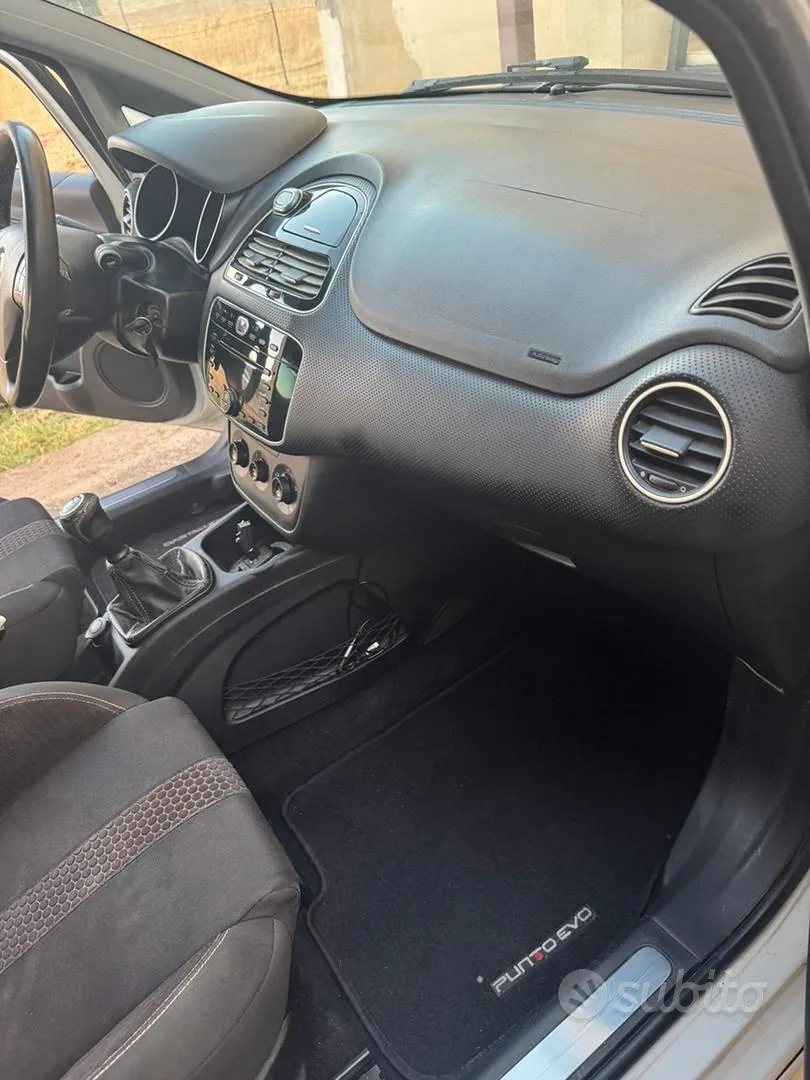 Fiat Punto Evo 2009 photo 5