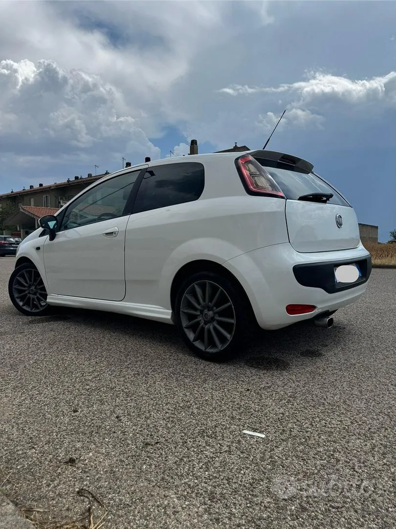 Fiat Punto Evo 2009 photo 4