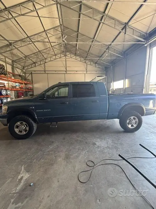 Dodge Ram 1500 2009 photo 2