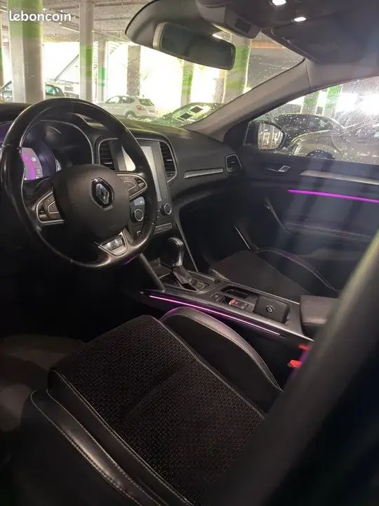 Renault Megane 2019 photo 3