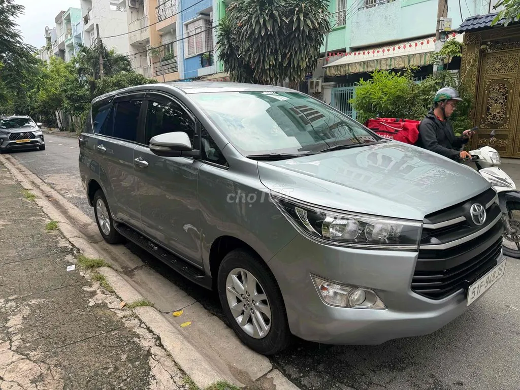 Toyota Innova 2017 photo 2