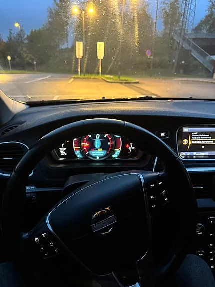 Volvo V40 2013 photo 3