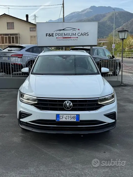 Volkswagen Tiguan 2021 photo 2
