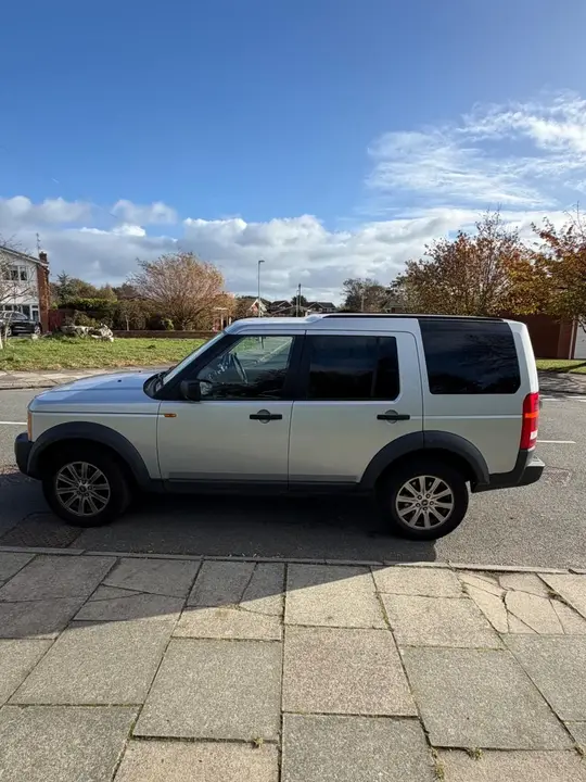 Land Rover Discovery 3 2008 photo 3